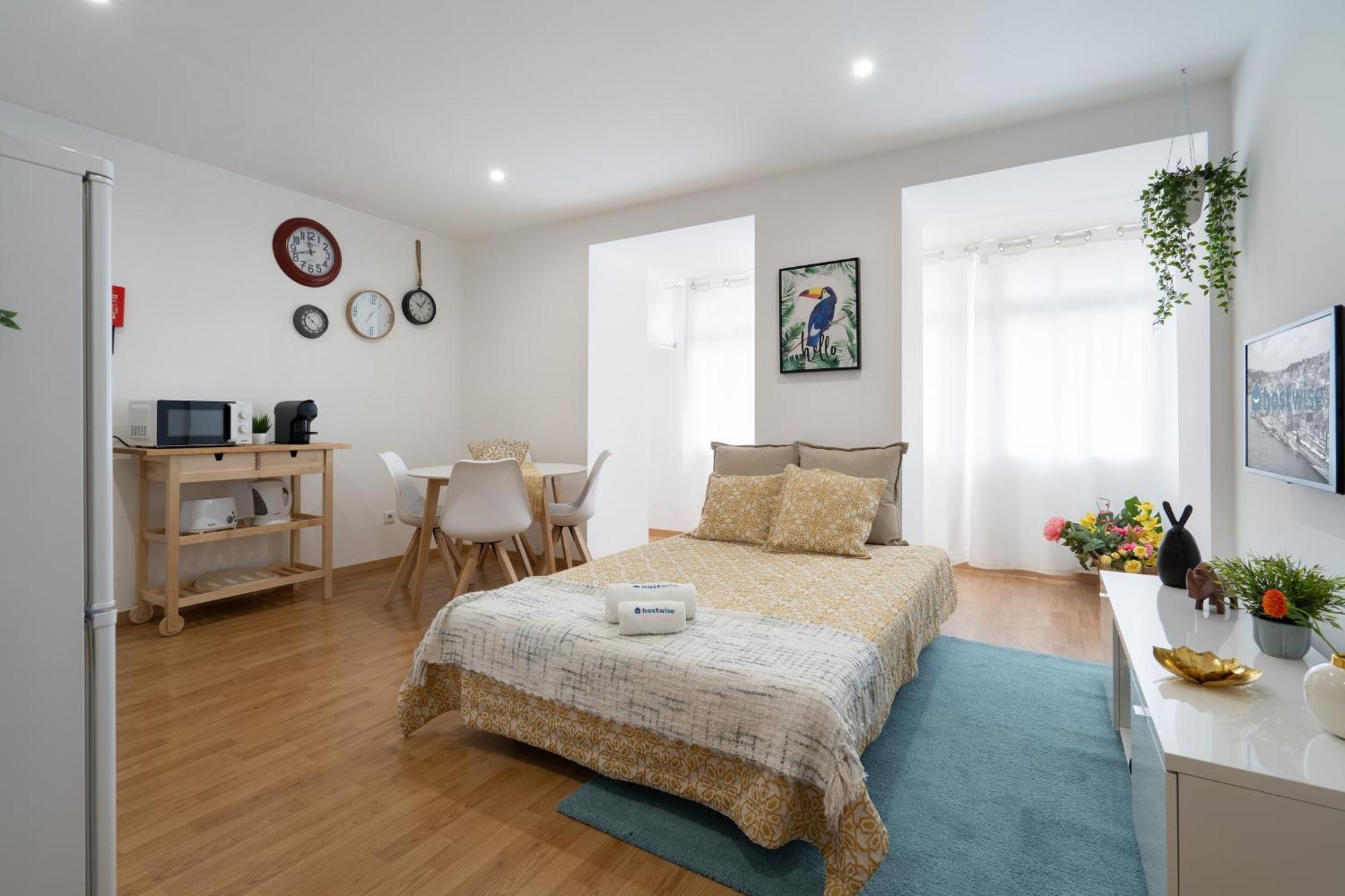 Host Wise - Colorful Fresh Flats - Batalha Apartment Porto Room photo
